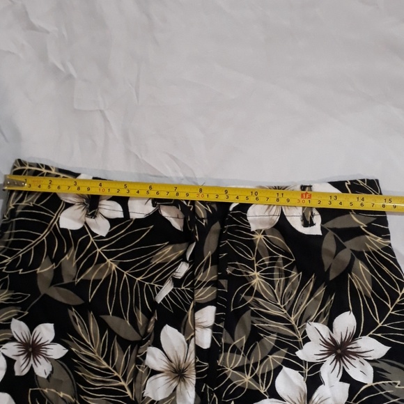 Bahama Beach Womens Floral Rayon Pants Size Medium - Picture 7 of 7